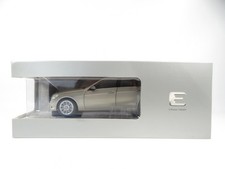 1:18 Minichamps B66962448 Mercedes-Benz E-Klasse S212 T perlbeige met.B440 