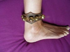 GROSSES SCHELLENBAND 7