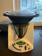 Vorwerk Thermomix TM 31 mit Varoma und Zubehör
