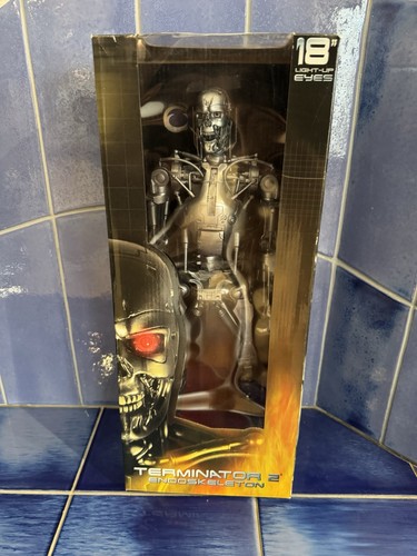 Terminator t800 neca - terminator,