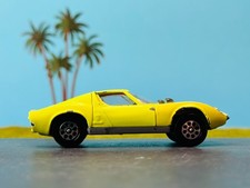 Corgi toys 342 - 1:43,