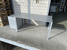 Molteni Less Less Jean Nouvel Kombination Tisch & Container