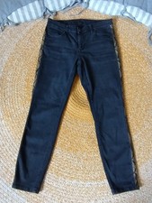 SOCCX Jeans - Gr. 30 - schwarz mit Seitenstreifen in Schlangenleder-Optik - Stre