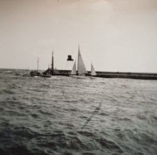 Segelboote vor Warnemünde