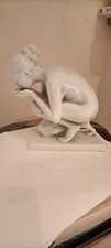 Nackte FRAU, " Die Trinkende