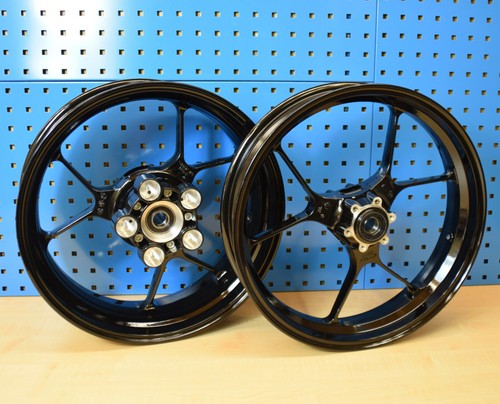 Original aprilia rsv4 tuono - tuono, v4