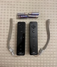 Lot of 2 OEM Nintendo Wii