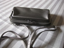 Tasche Handtasche Geldbörse Portemonnaie Portemonnee Handytasche Umhängetasche