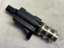 ORIGINAL Steuerventil Nockenwellenverstellung BMW B48B20 11417639993 / 7639993