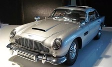 Revell 1:24 Aston Martin DB5