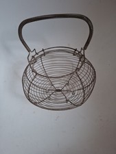 Alter Drahtkorb Eierkorb