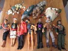 Hasbro 11 Action Figuren/Teile Konvolut 1999