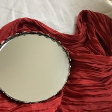 Antikes, rundes Spiegeltablett