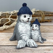 Seehund mit Mütze Mama mit