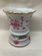 Meissen Porzellan Füßchen Tatzen Vase 1. Wahl, indisch Purpur Gold Handmalerei