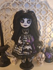 Monster Doll + Herz Gothic