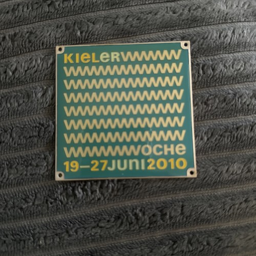 Kieler woche plakette 2010 - woche,