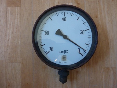 Manometer antik aus - , altem