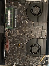 MacBook Pro UNI- logic-board