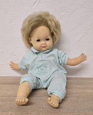 Nette Kunststoff Puppe