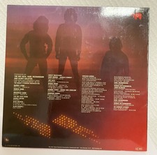 4 LP :  2 Bee Gees, 1 Barry