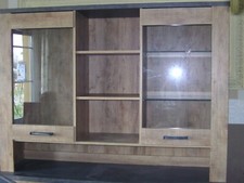 Anrichten-Oberschrank zu