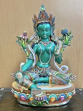 Farbig bemalte Grüne Tara