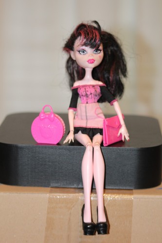 Monster high draculaura - high,
