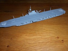 Flugzeugträger USS Midway  von Neptun in 1:1250