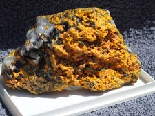 Realgar in Auripigment übergehend a. China  Nr. 2450