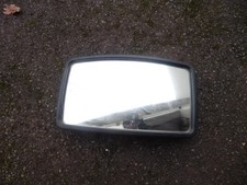 Einen LKW Außenspiegel