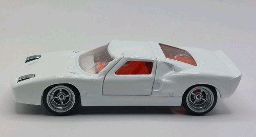 Siku v296 ford gt40 maßstab - ford,