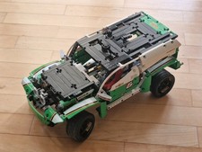 LEGO TECHNIC: Geländewagen
