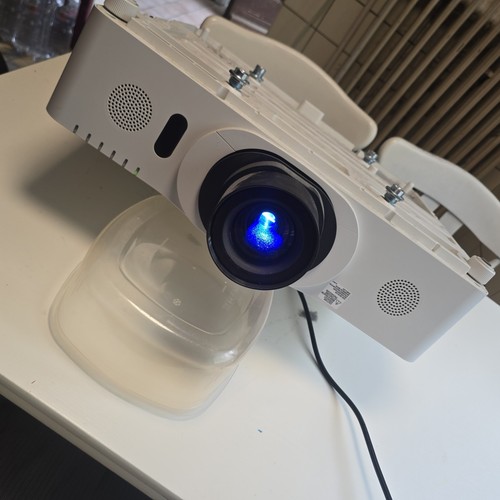 Hitachi wu8440 beamer - *hitachi, cp-wu8440*beamer
