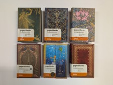 Paperblanks 2026 Kalender 12 Monate MINI Tagesüberblick- Designs zur Auswahl