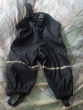 Matschhose Schneehose Schlechtwetter Hose Buddelhose Schwarz Gr. 74/80