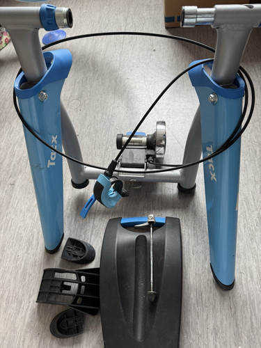 Tacx rollentrainer fest - tacx,