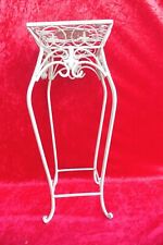 schöner, alter Blumentisch , Eisen