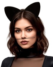 Schwarze Katzenohren als