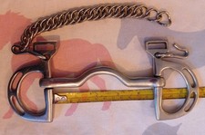 4 1/2" Kimblewick mit Schlitz und portiertem Mund Pony Gebiss.  Top Zustand.