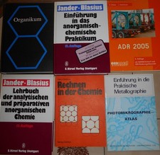 Chemiebücher fürs Labor