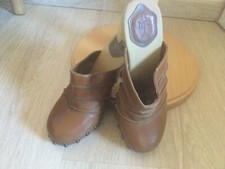 Zara Clogs Plateau Leder hellbraun Holz boho