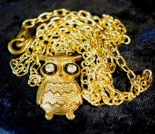 Gold farbene lange Halskette mit Anhänger Eule