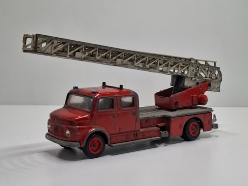 Siku 261 feuerwehrdrehleiter - siku, v