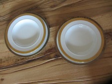 Winterling  2Speiseteller und 2Suppenteller mit Goldrand sehr gut erhalten......