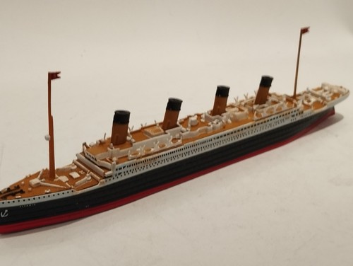 Modellschiff titanic aus - titanic,