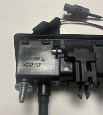 Neue Original VW Tiguan Sharan Limousine Rückfahrkamera Camera Kamera 5N0827566A