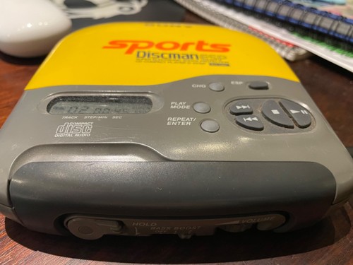 1997 sony sports discman - sony,