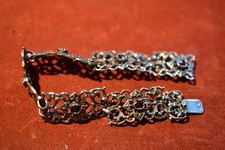 Antikes Trachten Glieder