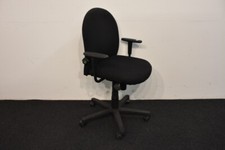 K&N Drehstuhl, Stoffbezug